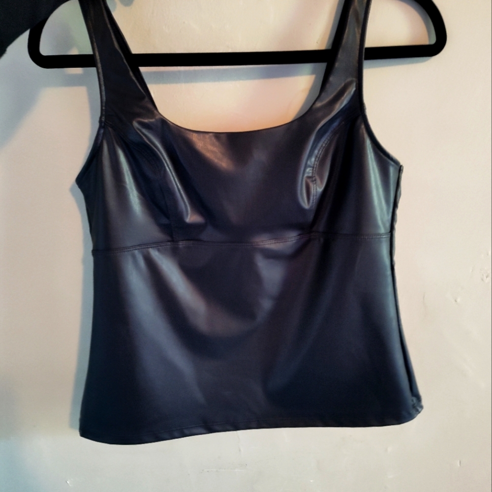 Faux Leather Top, Size M, Black 🖤